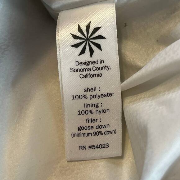 Athleta Altitude Goose Down Winter Outdoor Puffer Zip Front Vest Gray Cloud S - Picture 9 of 12